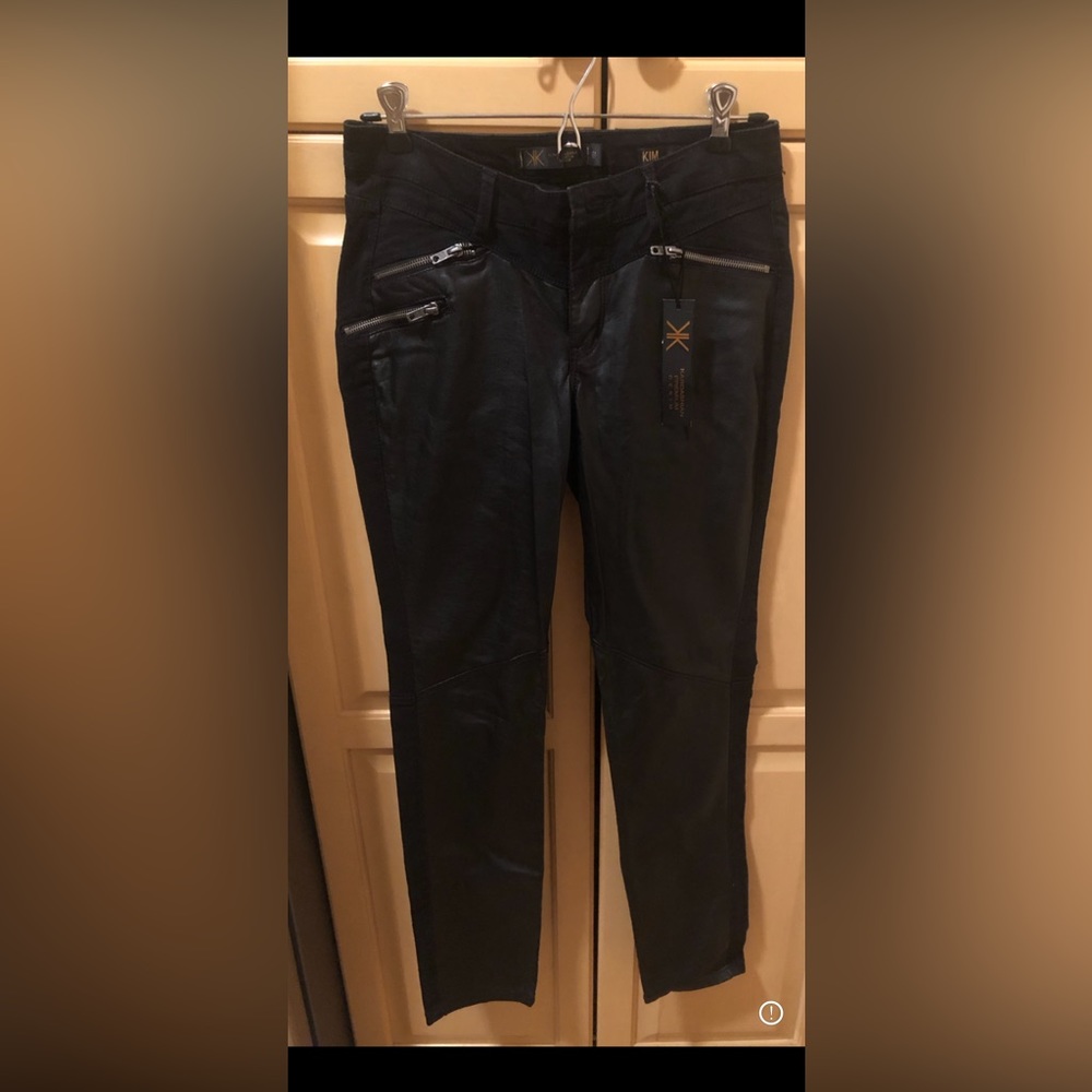 Kim Kardashian Black Skinny Jeans